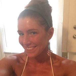 Meet your Posher, Tina